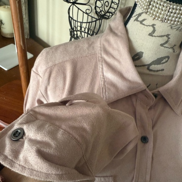 Women's Pink Blush Suede Belted High N Low Button Down Collar Dress 159.00 - Picture 5 of 10